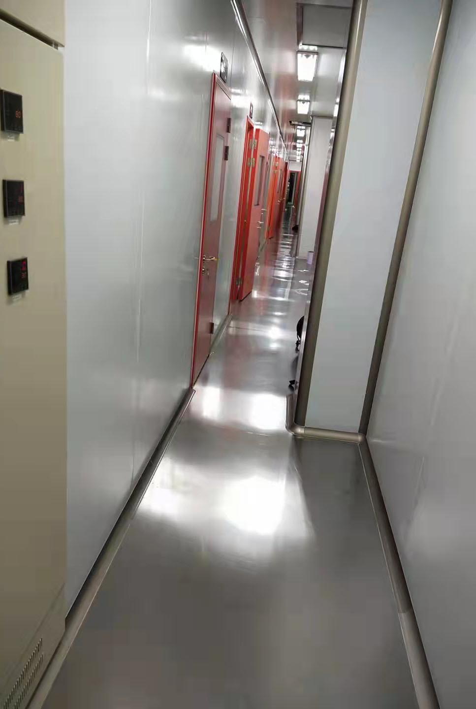 無塵自動<a href='http://m.chinacolin.com/' target='_blank' title='噴漆設備' style='color:#eb2828'><strong>噴漆設備</strong></a>.jpg